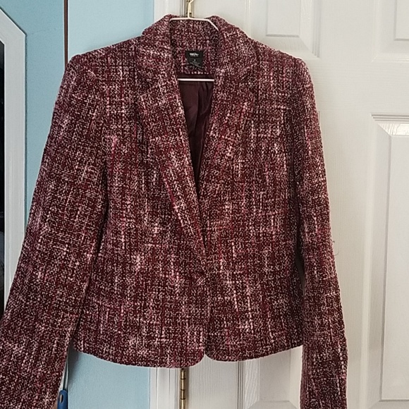 Blazer - Picture 1 of 3